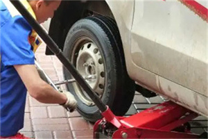 凌海附近拖车24小时服务热线电话